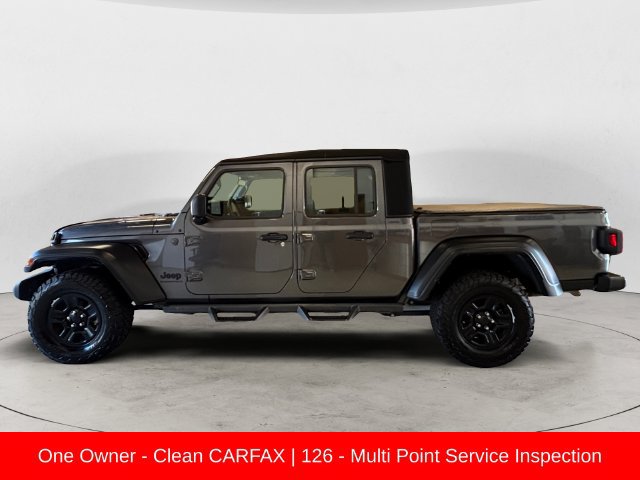 Used 2025 Jeep Gladiator Sport AWD/4WD image 2