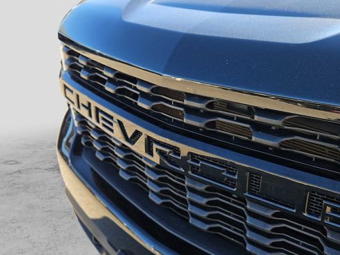 Used 2020 Chevrolet Silverado 1500 Custom w/ Custom Value Package image 13