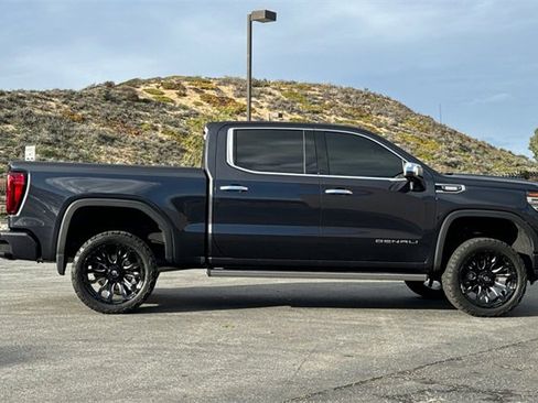 Used 2024 GMC Sierra 1500 Denali image 3