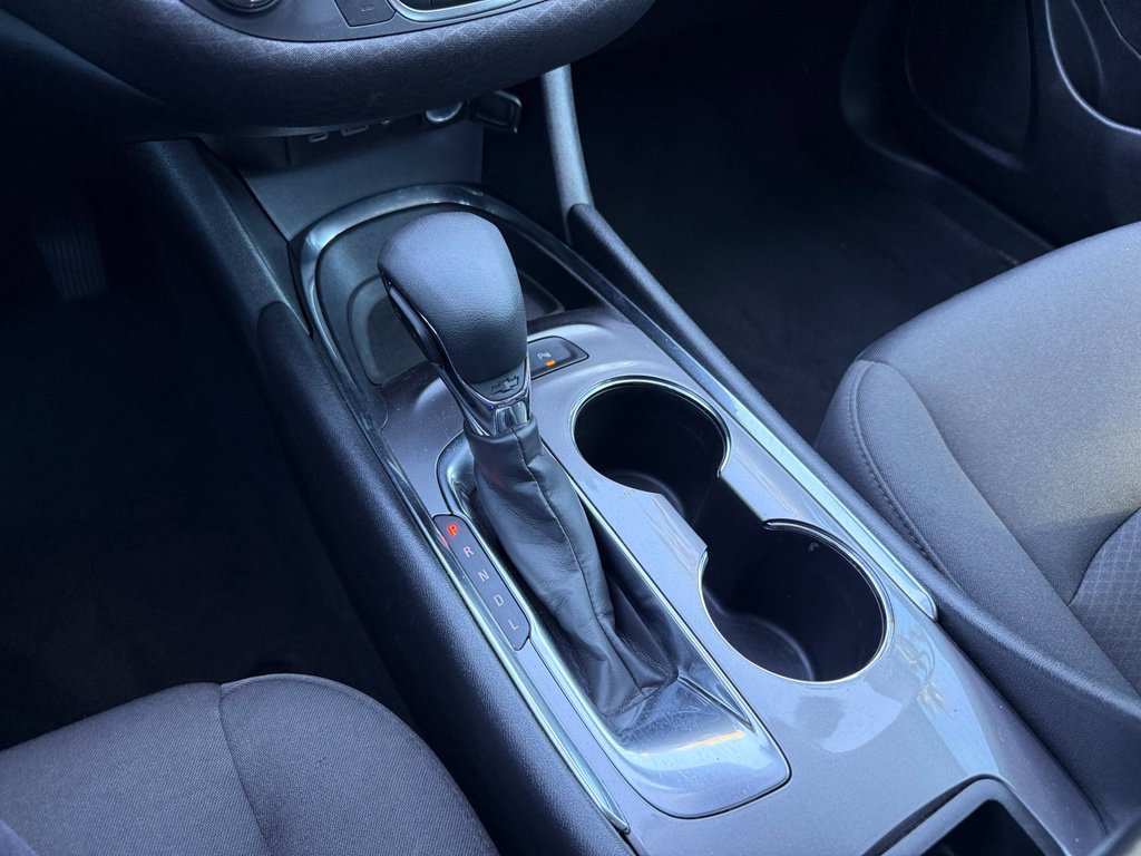 Used 2022 Chevrolet Malibu LS FWD image 18
