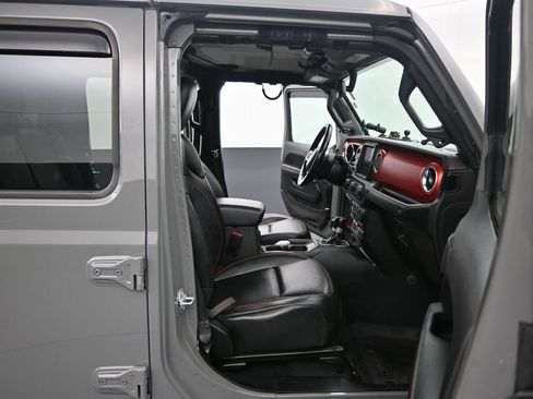 Used 2022 Jeep Gladiator Rubicon w/ LED Lighting Group AWD/4WD image 37