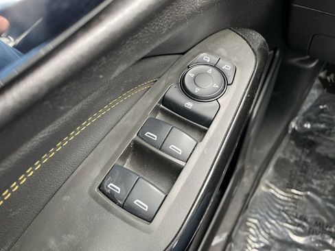 Used 2024 Chevrolet Trax LT w/ Driver Confidence Package image 23