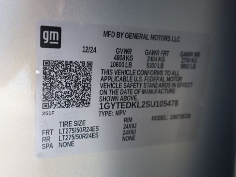 New 2025 Cadillac Escalade IQ Luxury 2 image 30