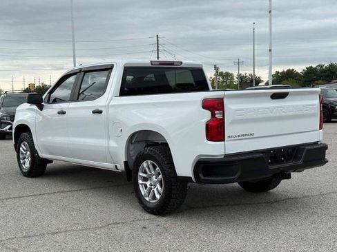 Used 2024 Chevrolet Silverado 1500 W/T w/ Z71 Off-Road Package image 3