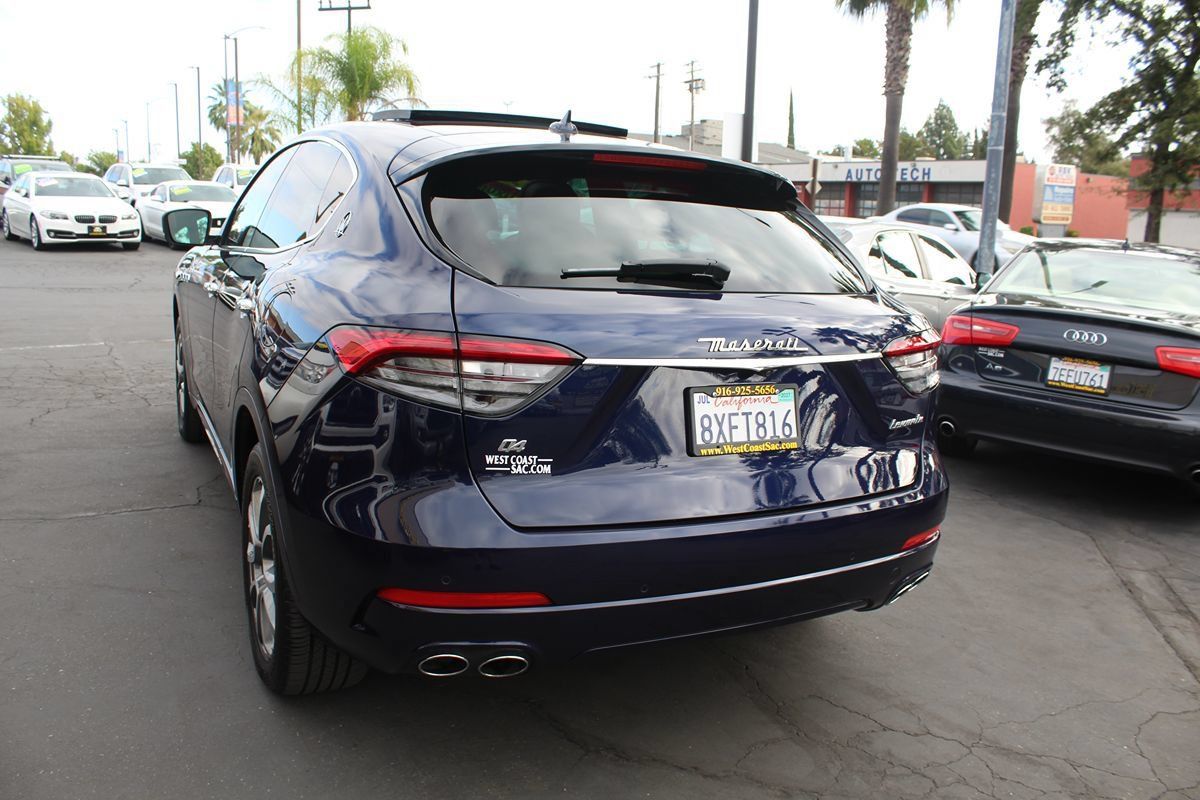 Used 2021 Maserati Levante AWD/4WD image 5
