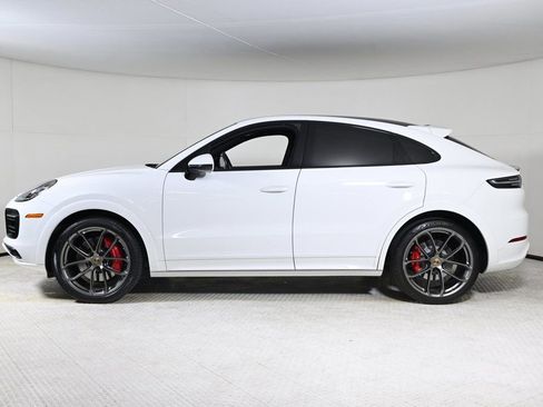 Certified 2023 Porsche Cayenne GTS image 2
