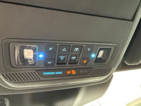 Used 2022 Ford Explorer Platinum w/ Equipment Group 601A AWD/4WD image 27