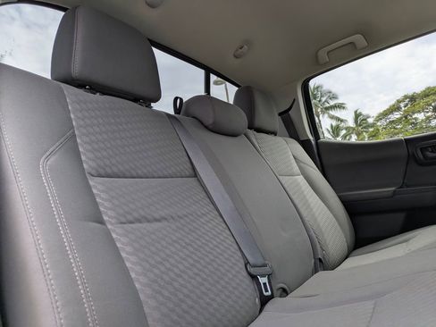 Used 2021 Toyota Tacoma SR image 17