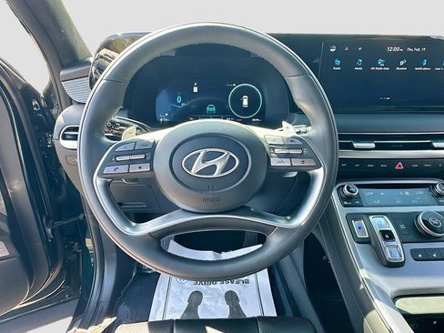Used 2023 Hyundai Palisade Calligraphy image 11