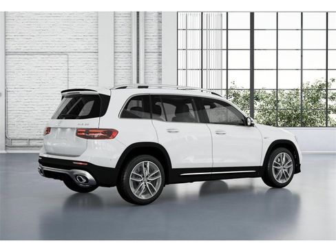 New 2025 Mercedes-Benz GLB 35 AMG 4MATIC image 20