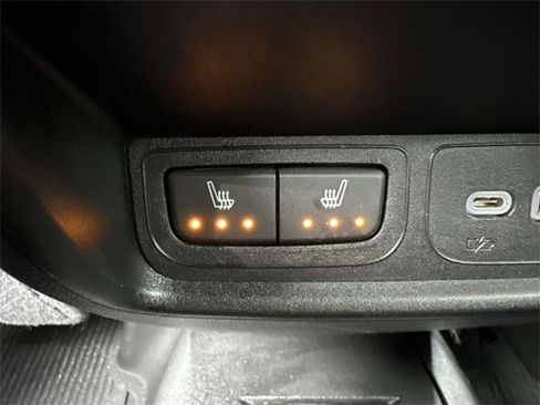 Certified 2023 Cadillac XT4 Premium Luxury w/ Technology Package image 60