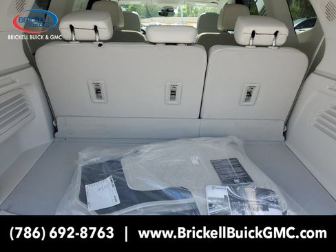 New 2026 Buick Enclave Avenir w/ Super Cruise Package FWD image 8