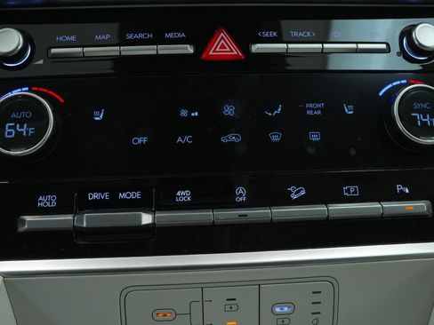 Used 2025 Hyundai Santa Fe SEL image 43