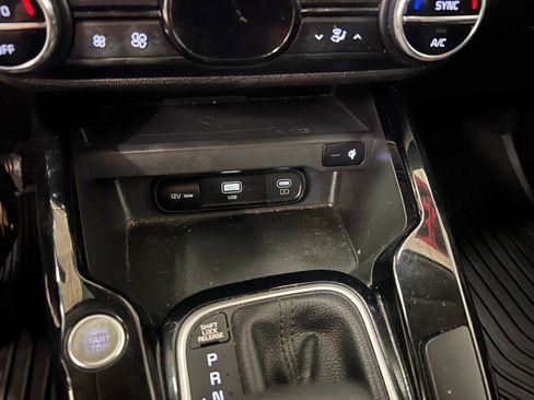 Used 2023 Kia Soul S FWD image 43