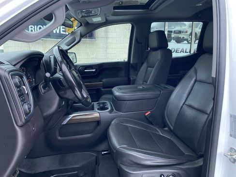 Used 2019 Chevrolet Silverado 1500 RST image 11