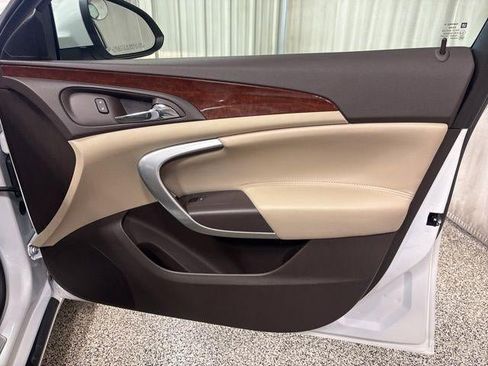 Used 2016 Buick Regal image 19