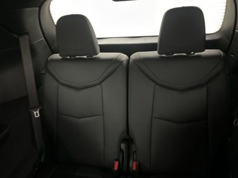 Used 2024 Cadillac XT6 Sport w/ Technology Package image 28