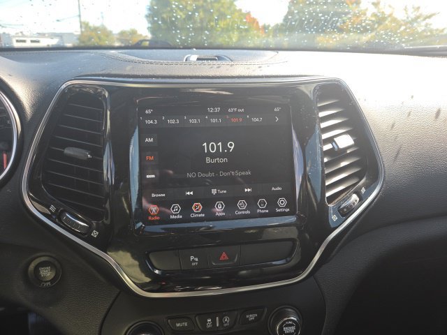Used 2020 Jeep Cherokee Limited AWD/4WD image 7