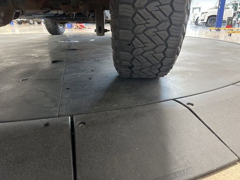 Used 2017 Ford F150 XLT image 35