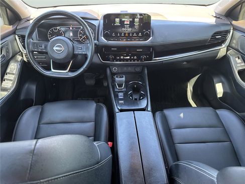 Used 2023 Nissan Rogue SL w/ SL Premium Package FWD image 13