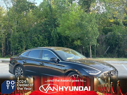 Used 2021 Hyundai Sonata Limited FWD image 1