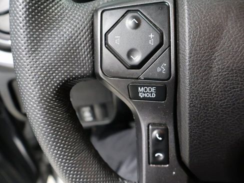 Used 2021 Toyota Tacoma TRD Off-Road image 31