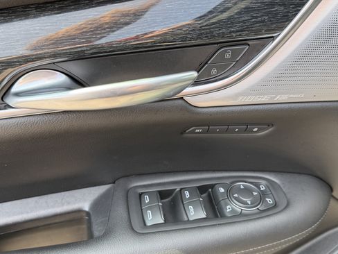 Used 2023 Cadillac XT5 Premium Luxury AWD/4WD image 15