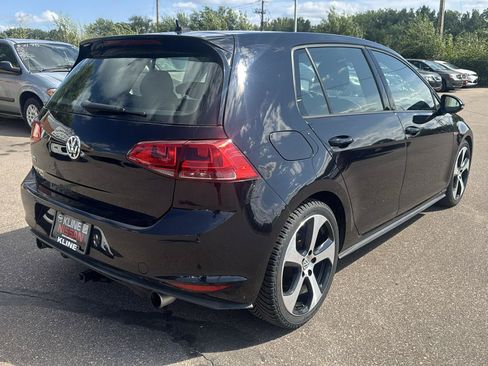 Used 2015 Volkswagen Golf 4-Door FWD image 5