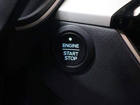 Used 2022 Ford Escape SE w/ Cold Weather Package image 27