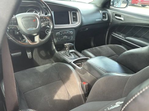 Used 2019 Dodge Charger Scat Pack w/ Dynamics Package RWD image 49