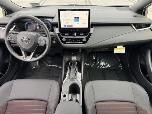 New 2026 Toyota Corolla SE w/ SE Premium Package FWD image 4