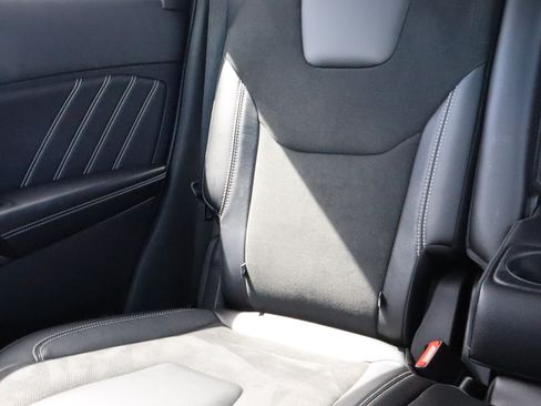 Used 2021 Ford Edge ST w/ Equipment Group 401A AWD/4WD image 10
