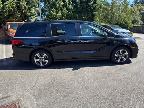 Used 2018 Honda Odyssey Touring image 6
