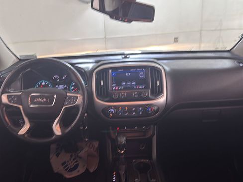 Used 2022 GMC Canyon Elevation w/ Trailering Package AWD/4WD image 12