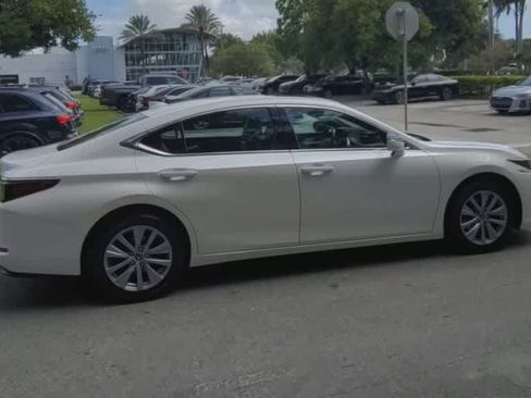 Used 2019 Lexus ES 350 w/ Accessory Package 2 FWD image 9