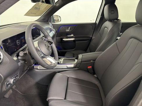 New 2026 Mercedes-Benz GLB 250 4MATIC image 11
