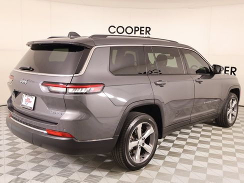 Used 2021 Jeep Grand Cherokee L Limited AWD/4WD image 23
