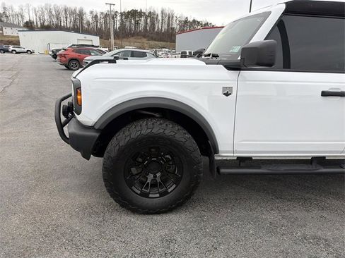 Used 2024 Ford Bronco Big Bend image 8