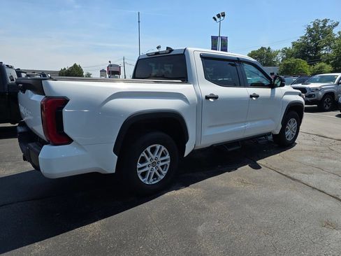 Used 2023 Toyota Tundra SR5 w/ SR5 Convenience Package AWD/4WD image 8
