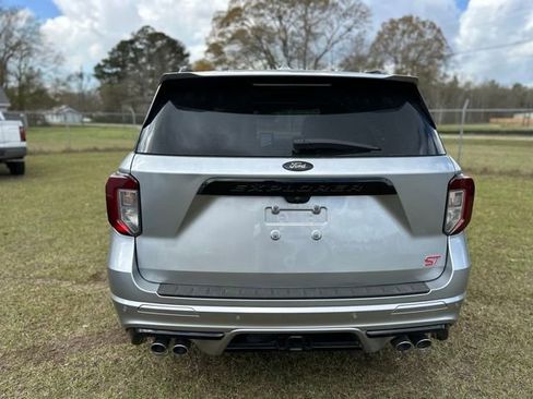 Used 2020 Ford Explorer ST w/ ST Street Pack image 5