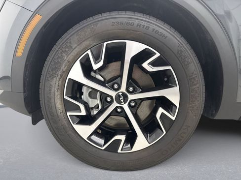 Used 2023 Kia Sportage EX FWD image 25