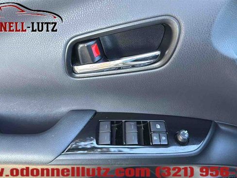 Used 2019 Toyota Prius Prime Advanced image 16