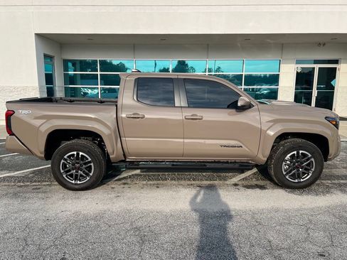 Used 2026 Toyota Tacoma TRD Sport RWD image 3