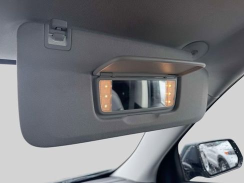 Used 2018 Chevrolet Traverse Premier image 39