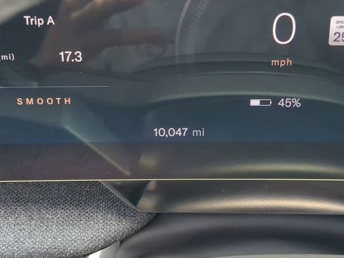 Used 2024 Lucid Air Pure RWD image 32