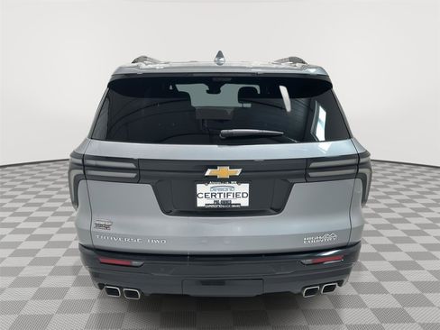 Used 2026 Chevrolet Traverse High Country AWD/4WD image 4