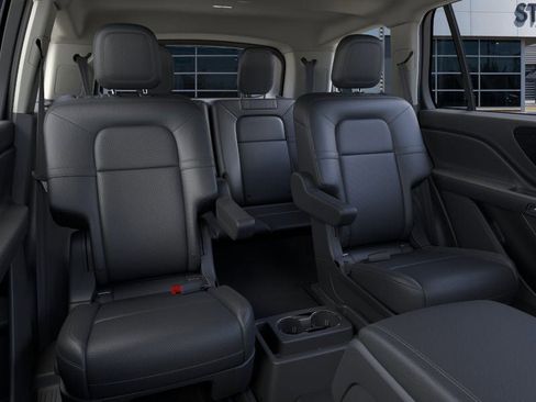 New 2025 Lincoln Aviator AWD w/ Jet Appearance Package image 11