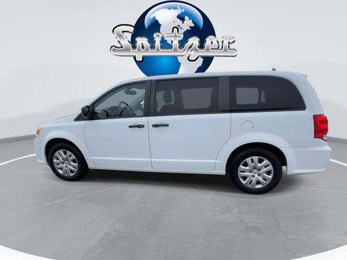 Used 2019 Dodge Grand Caravan SE w/ UConnect Hands-Free Group image 6