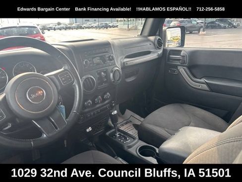 Used 2017 Jeep Wrangler Unlimited Sport w/ Quick Order Package 24S AWD/4WD image 11