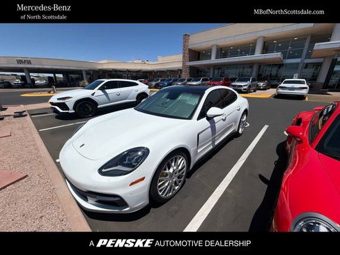 Used 2019 Porsche Panamera RWD image 1